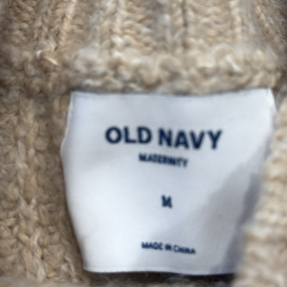 Old navy women’s mockneck maternity sweater size medium. - Picture 2 of 7